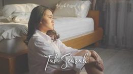 Lirik Lagu Tak Searah - Aaliyah Massaid